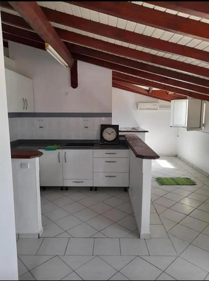 F2 Pointe-A-Pitre Proche Terminal De Croisiere Apartment Luaran gambar